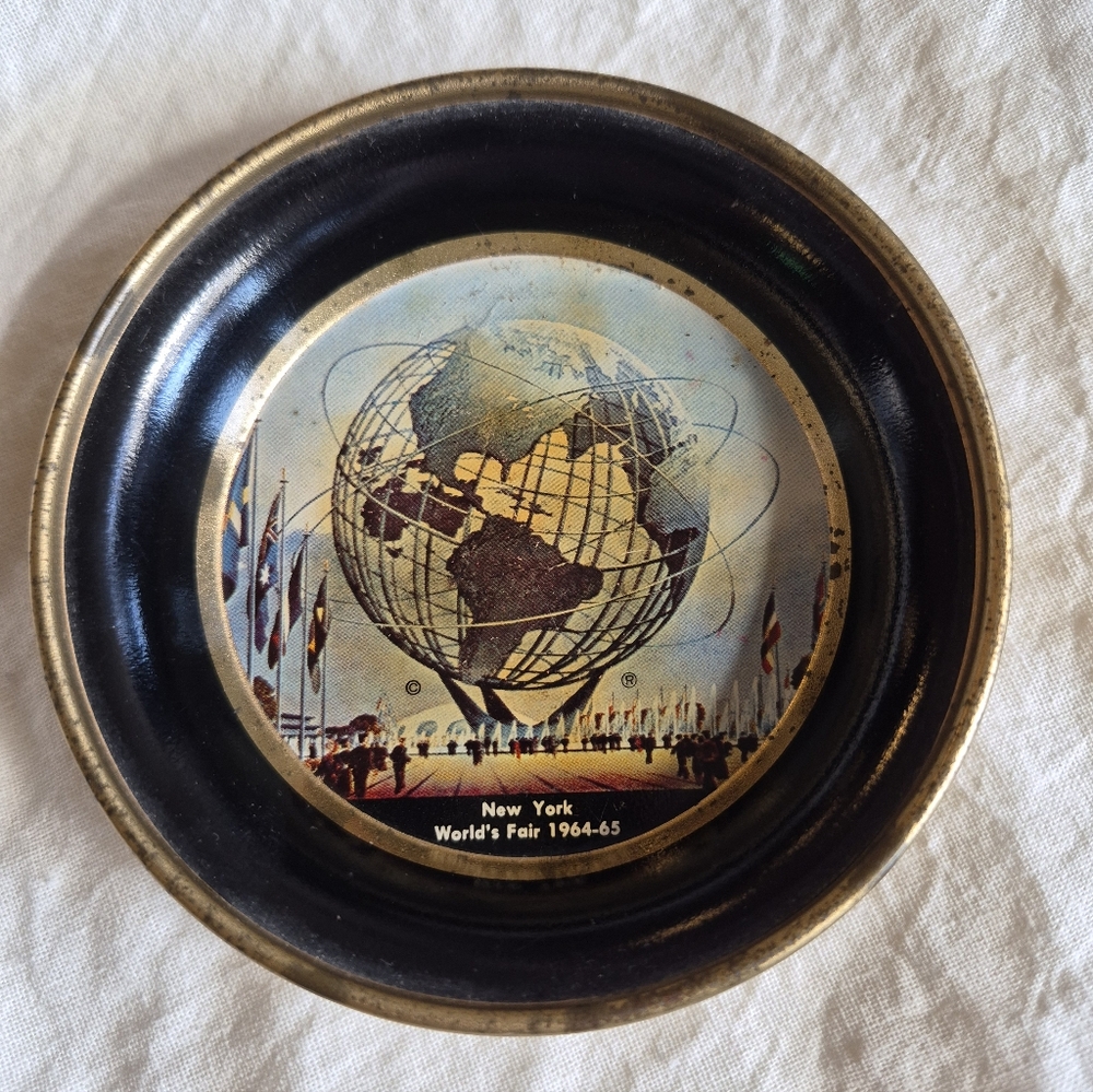 60's Worlds Fair Tin